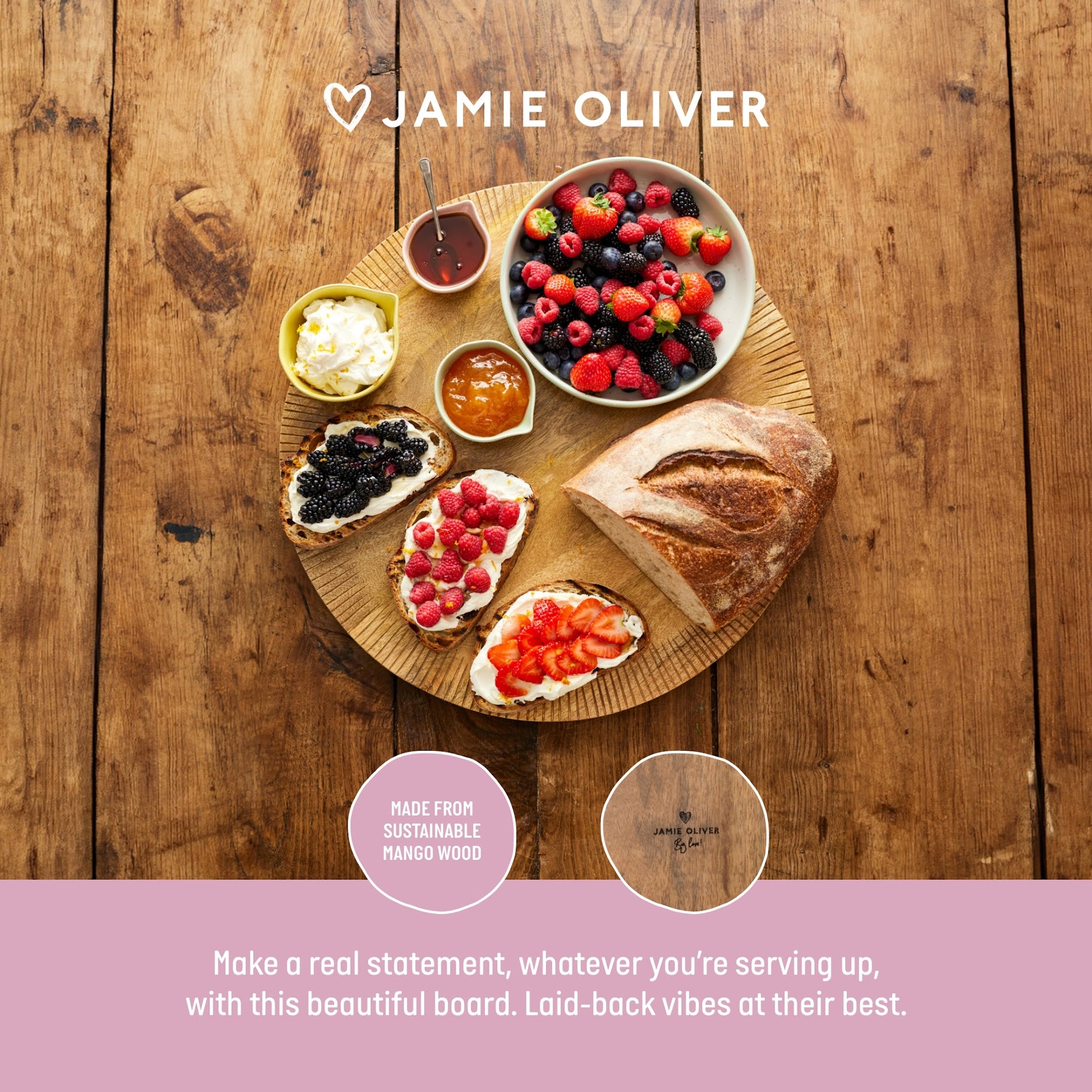 Jamie Oliver Big Love Tabla de madera 38 cm - mesa servida con comida