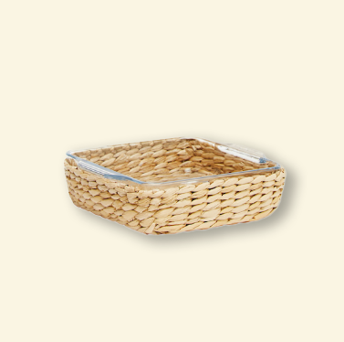 Fuente cuadrada con canasta