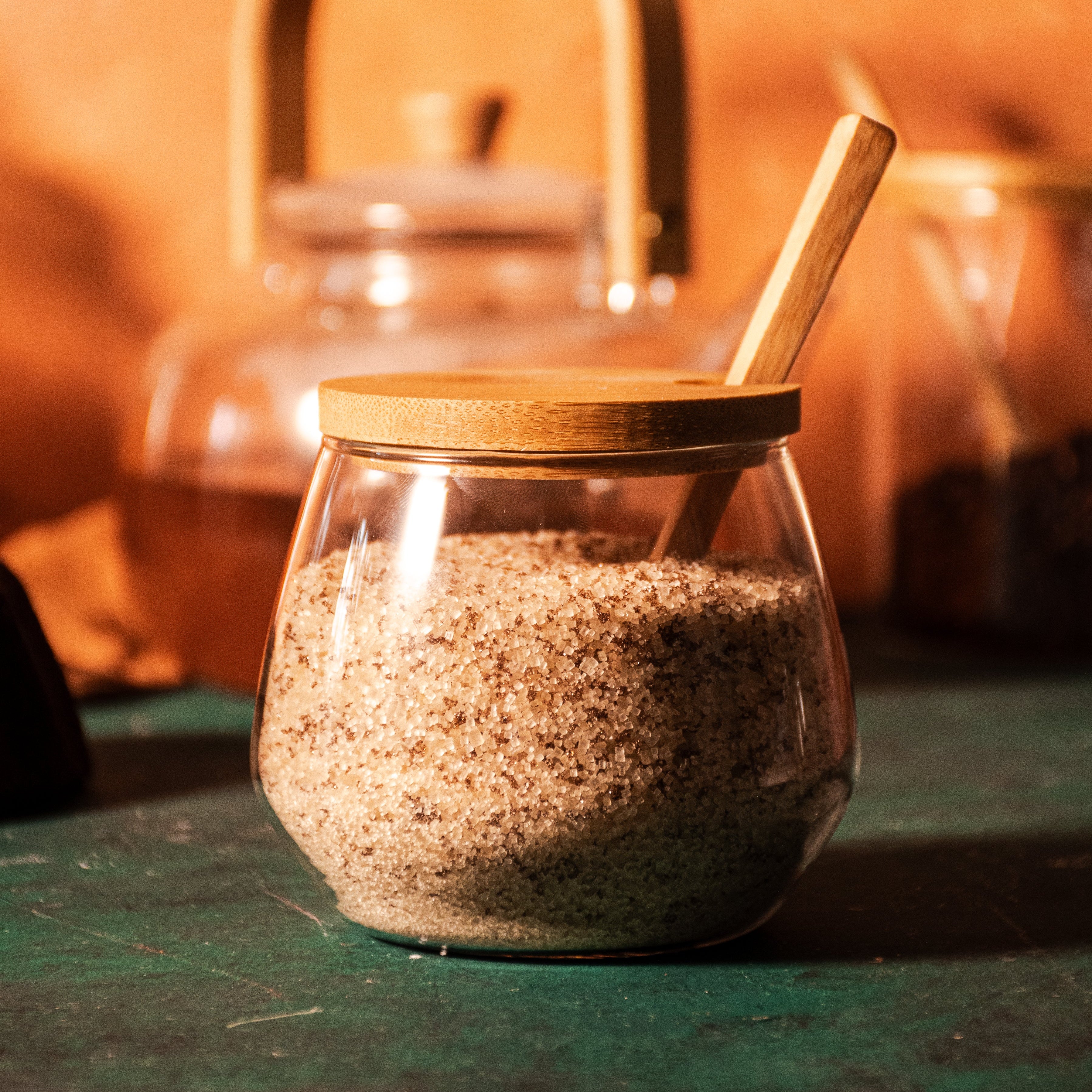 Azucarera de vidrio 6x10 con cuchara de bambu
