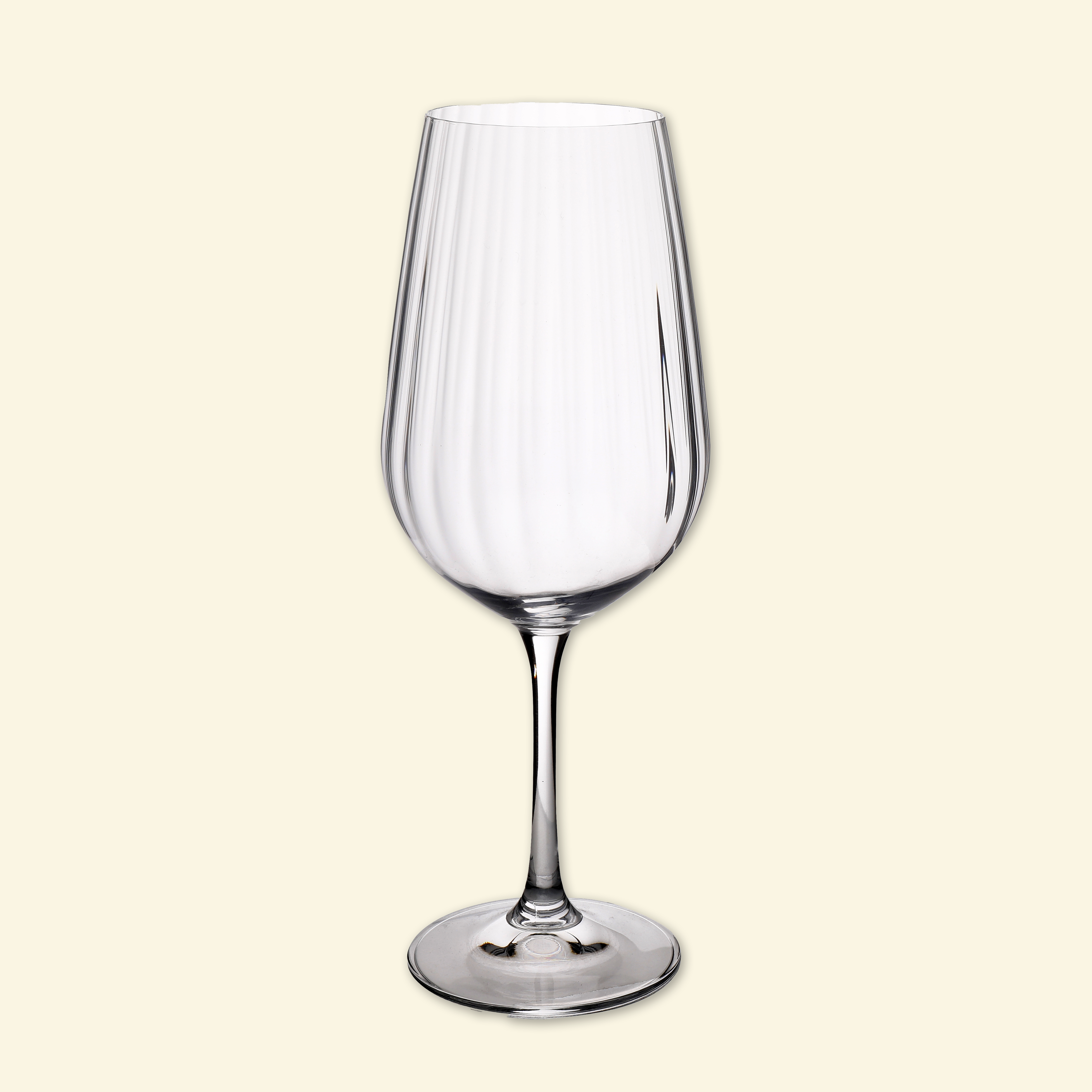 Set de 4 copas de vino tinto Mikasa Treviso